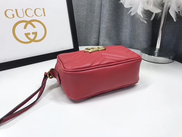 激安グッチバッグコピー角部分ディテール